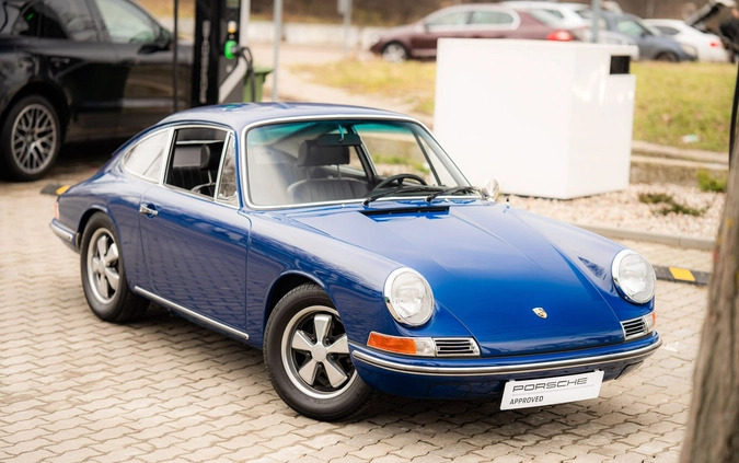 Porsche 911 cena 599911 przebieg: 9118, rok produkcji 1967 z Radzyń Podlaski małe 436